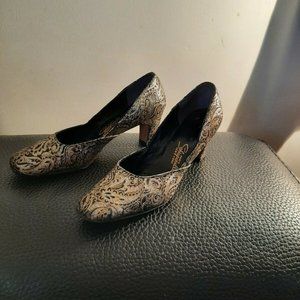 Vintage Schiaparelli Paris New York Evening Shoes Gold Silver lame on black 8.5N
